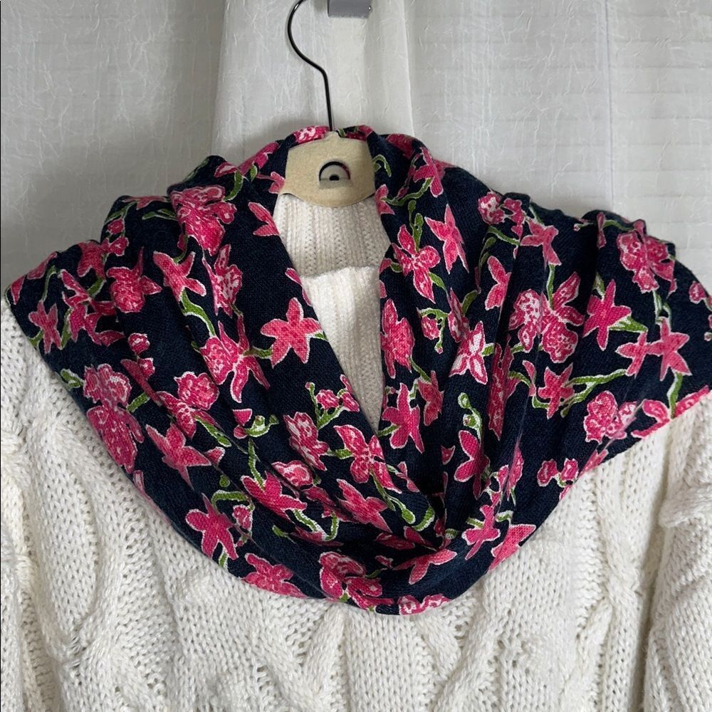 Lilly Pulitzer OS Navy Pink Floral Abby Knit Scarf
